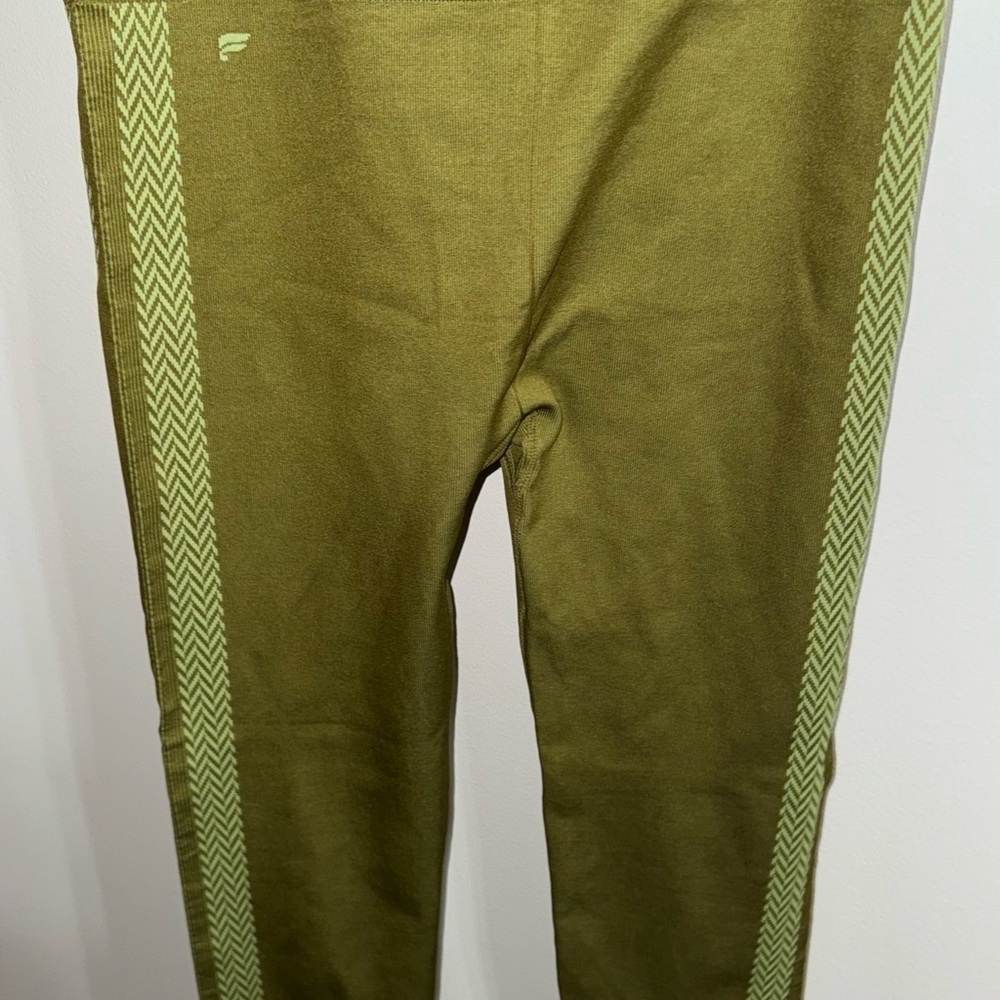 Fabletics High Waisted Seamless Check leggings Large - Picture 6 of 7